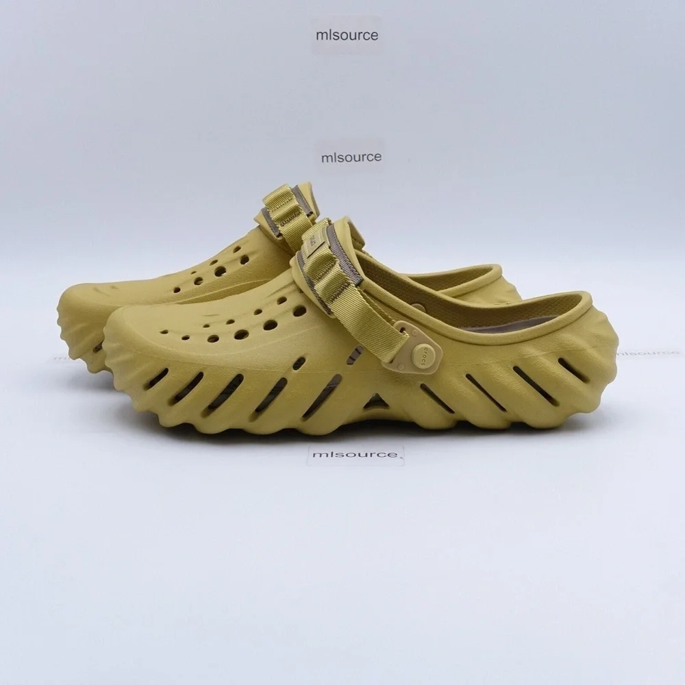 NEW Crocs Echo Clogs 207937-76A Desert Grass